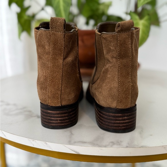 Cole Haan 7 Brown Suede Booties Ankle Pull on Boots - Picture 3 of 8